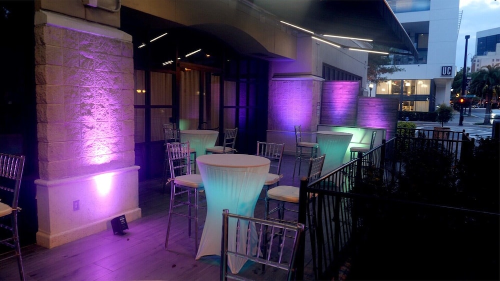 Embassy Suites By Hilton Orlando-Downtown photo1