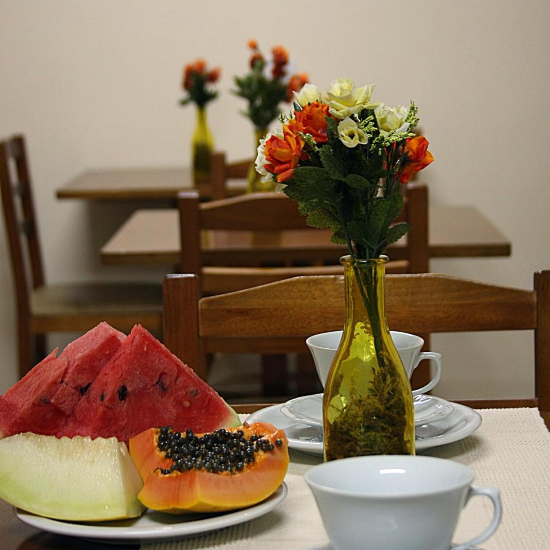 PINHEIROS HOTEL 41/57
