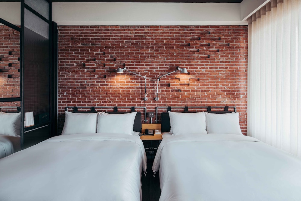 U I J Hotel Hostel 7/41
