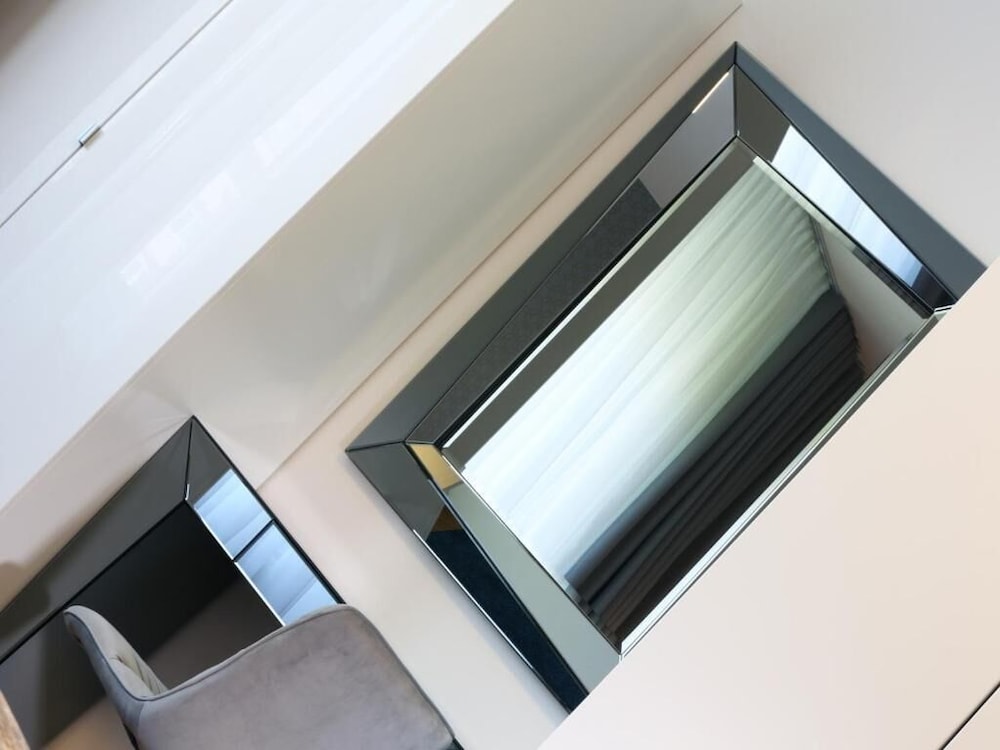Urban Boutique Hotel Ljubljana 35/65