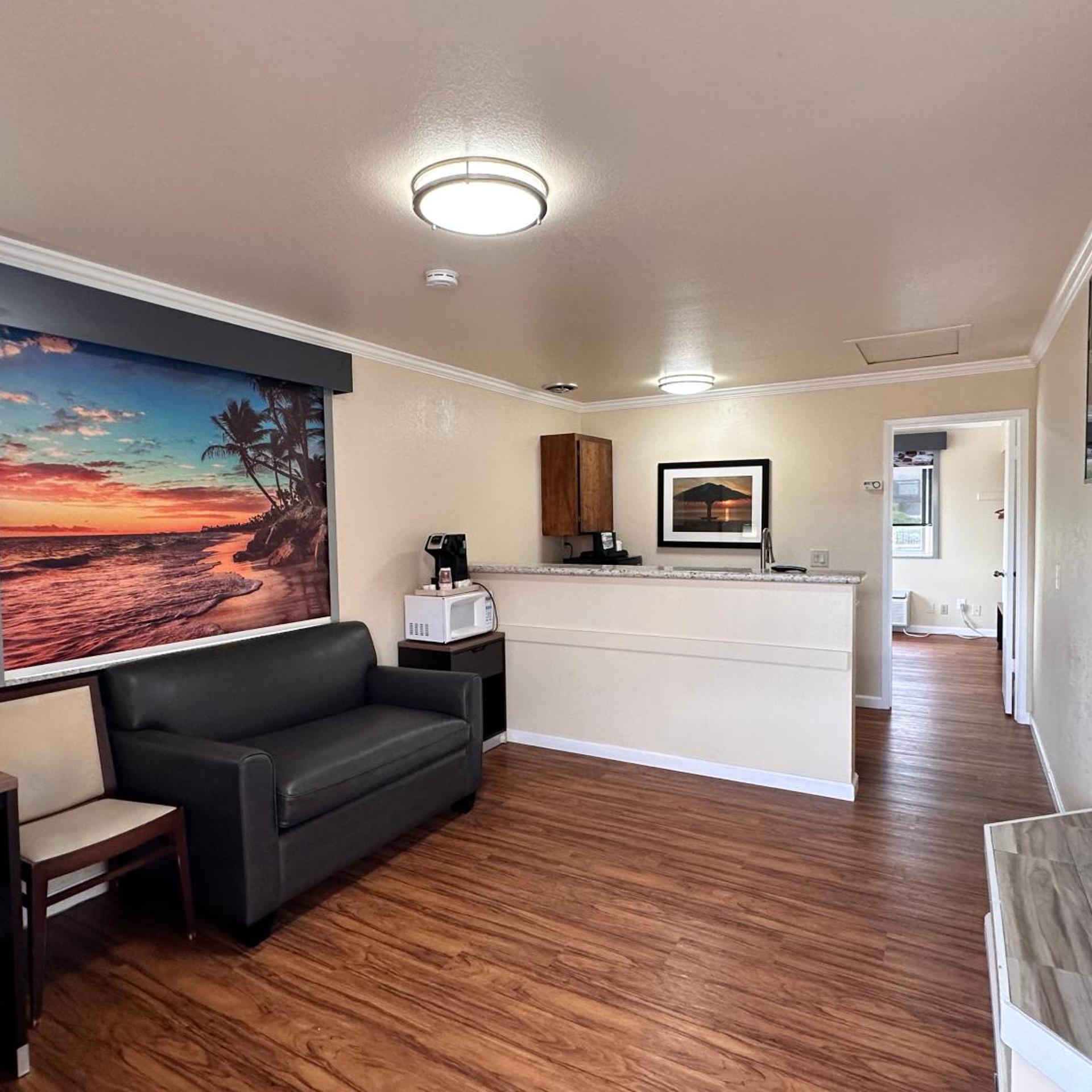 Beachwalker Inn Cayucos 4/25