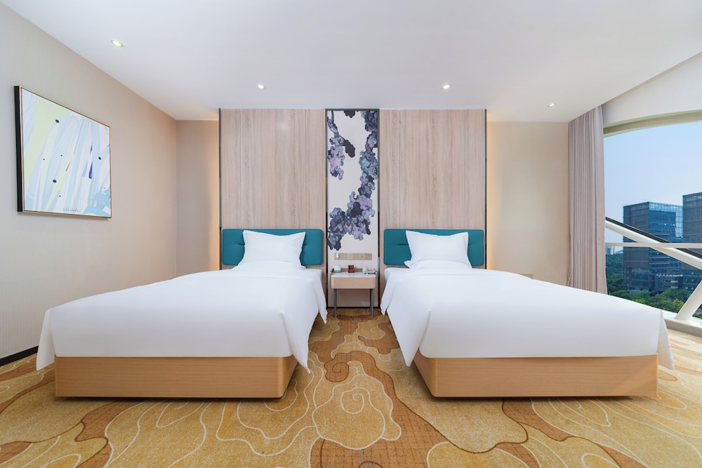 Trendy Romantic Hotel International Guangzhou Baoneng Performing Arts Center Science City 19/50
