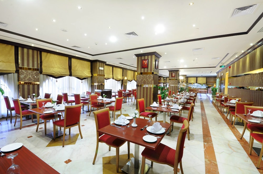 فندق زوار العالمي(Zowar Alalami hotel) 33/43