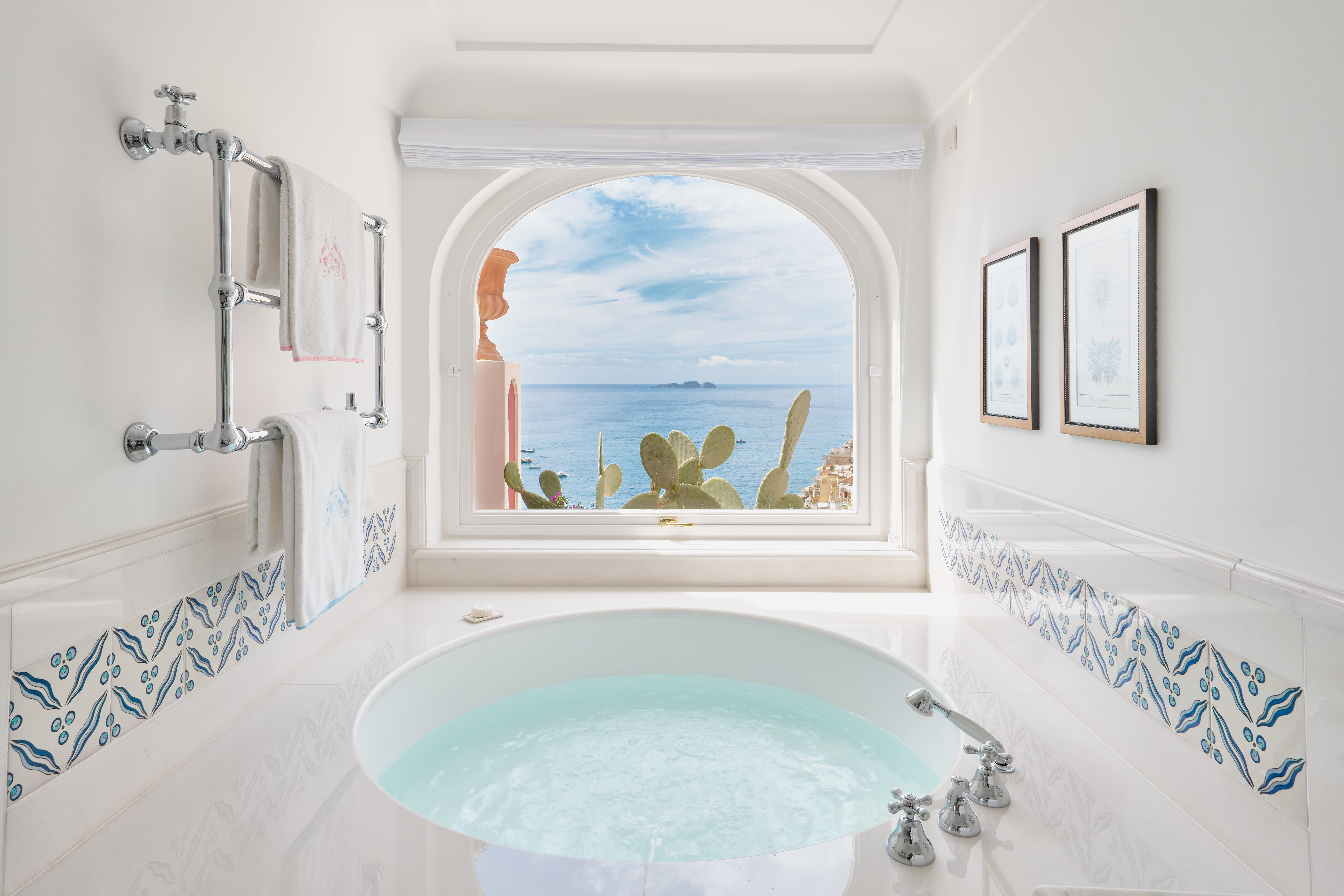 JUNIOR SUITE, SUPERIOR, SEA VIEW