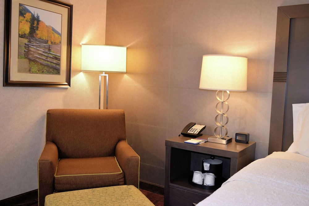 Hampton Inn Durango Co 41/64
