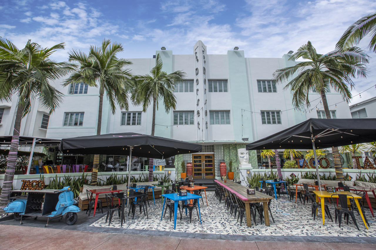 Catalina Hotel & Beach Club 56/70