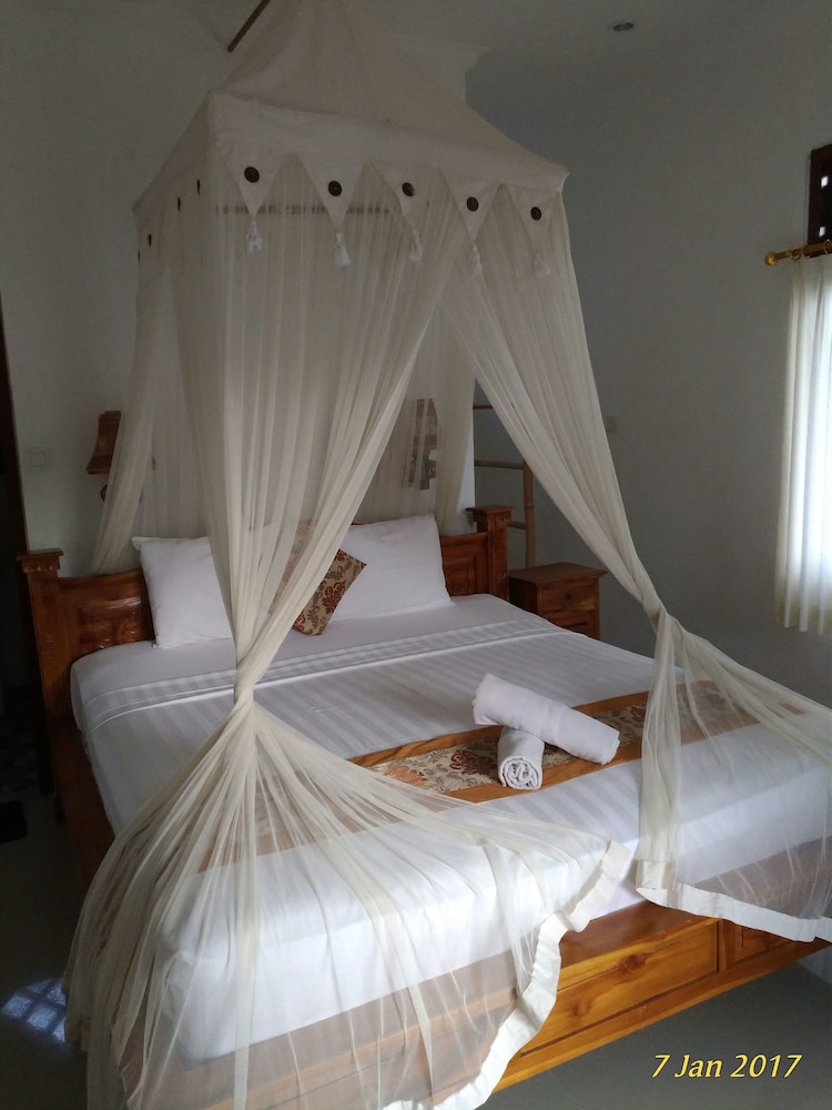 Praety Home Stay 12/40
