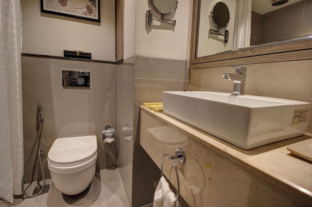 Rhythm Gurugram - Hotel & Suites 48/50