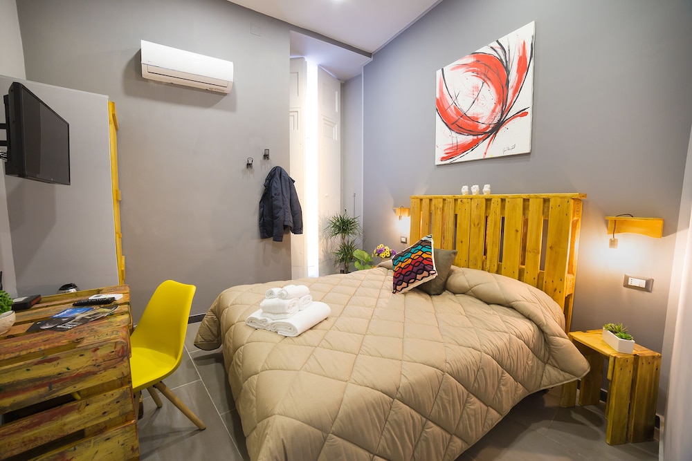 Superior, King Bed