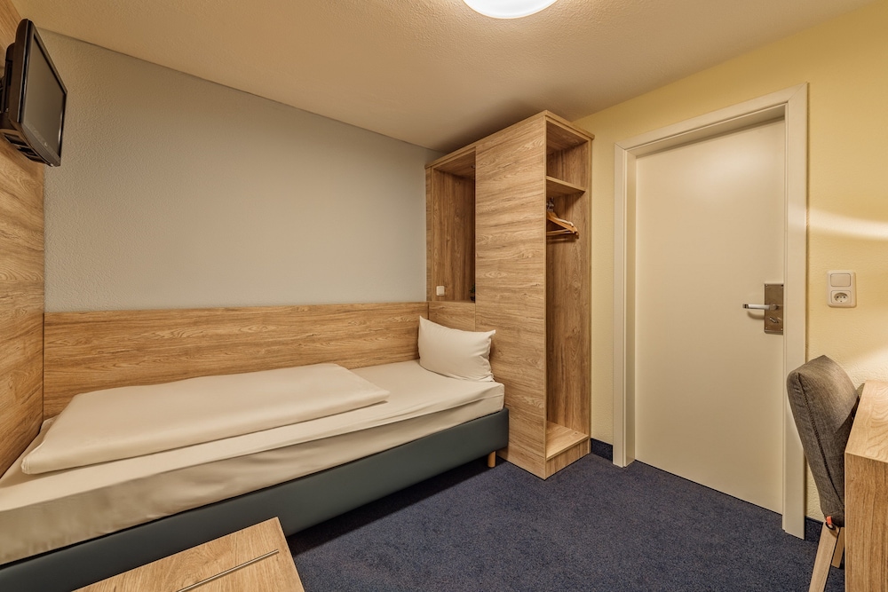 Windsor Hotel 28/49