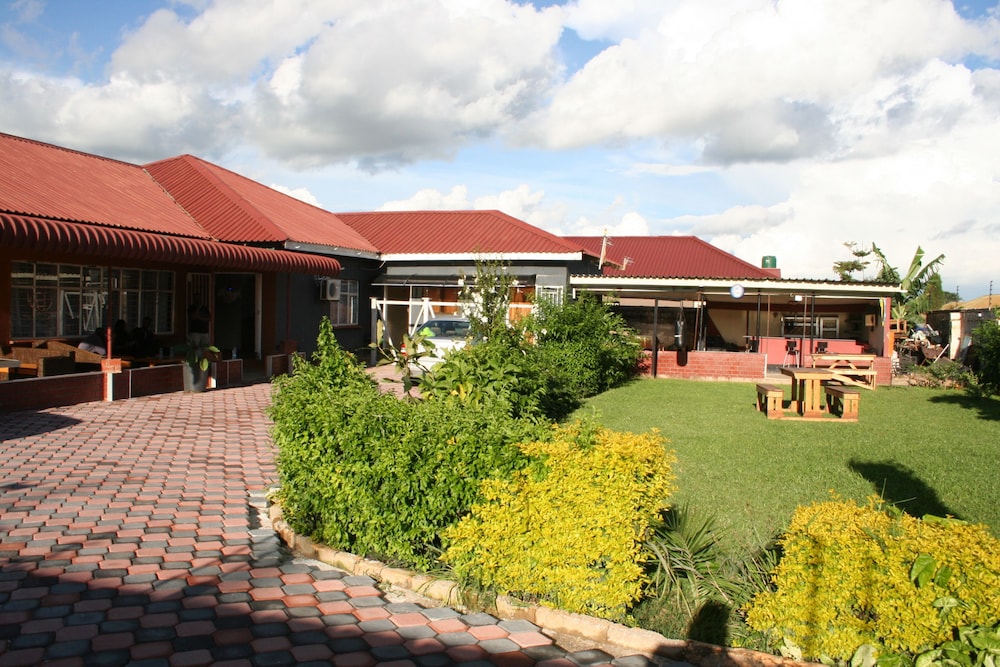 Honeybed Lodge 39/50