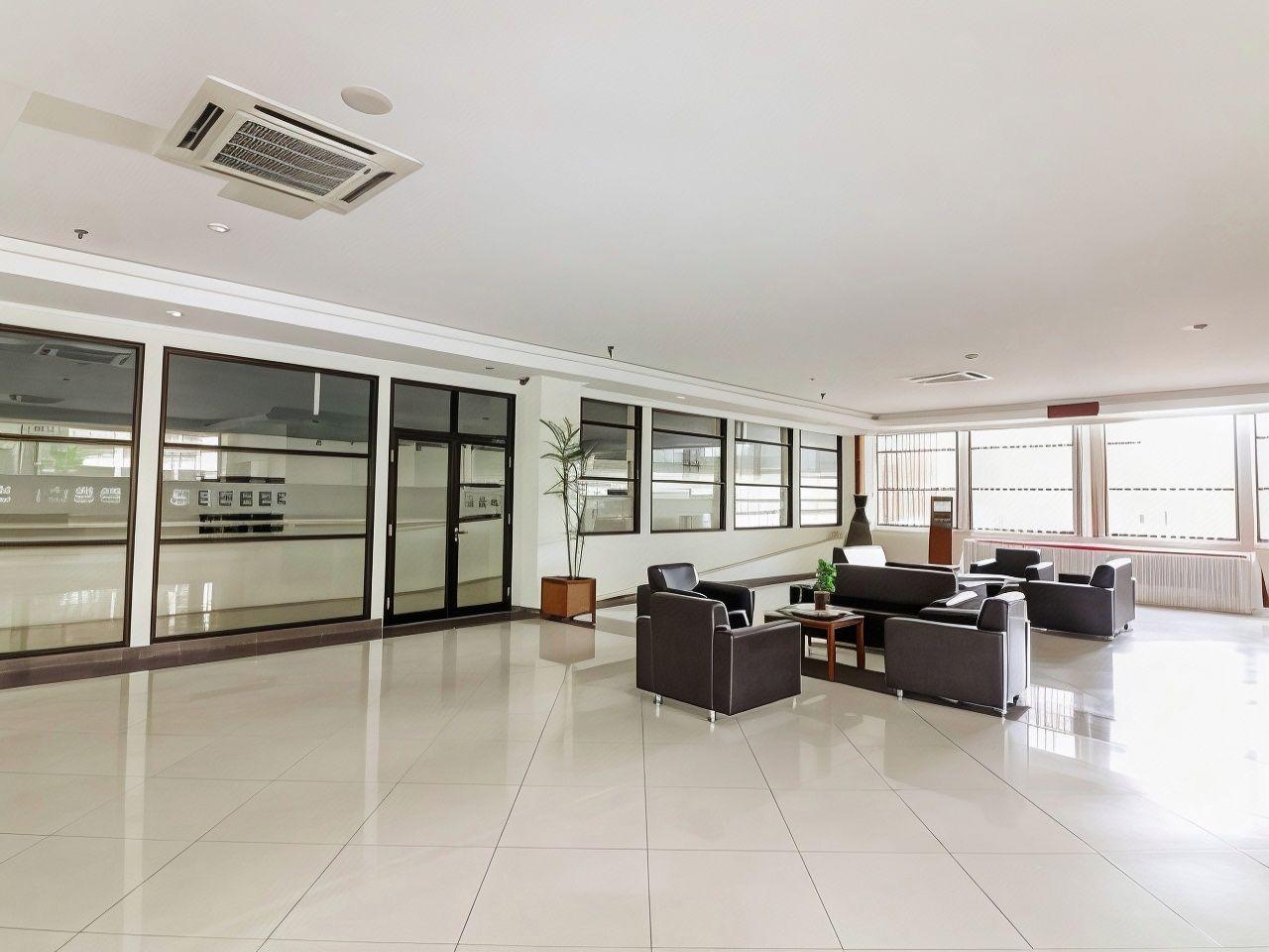 UNY HOTEL 14/24