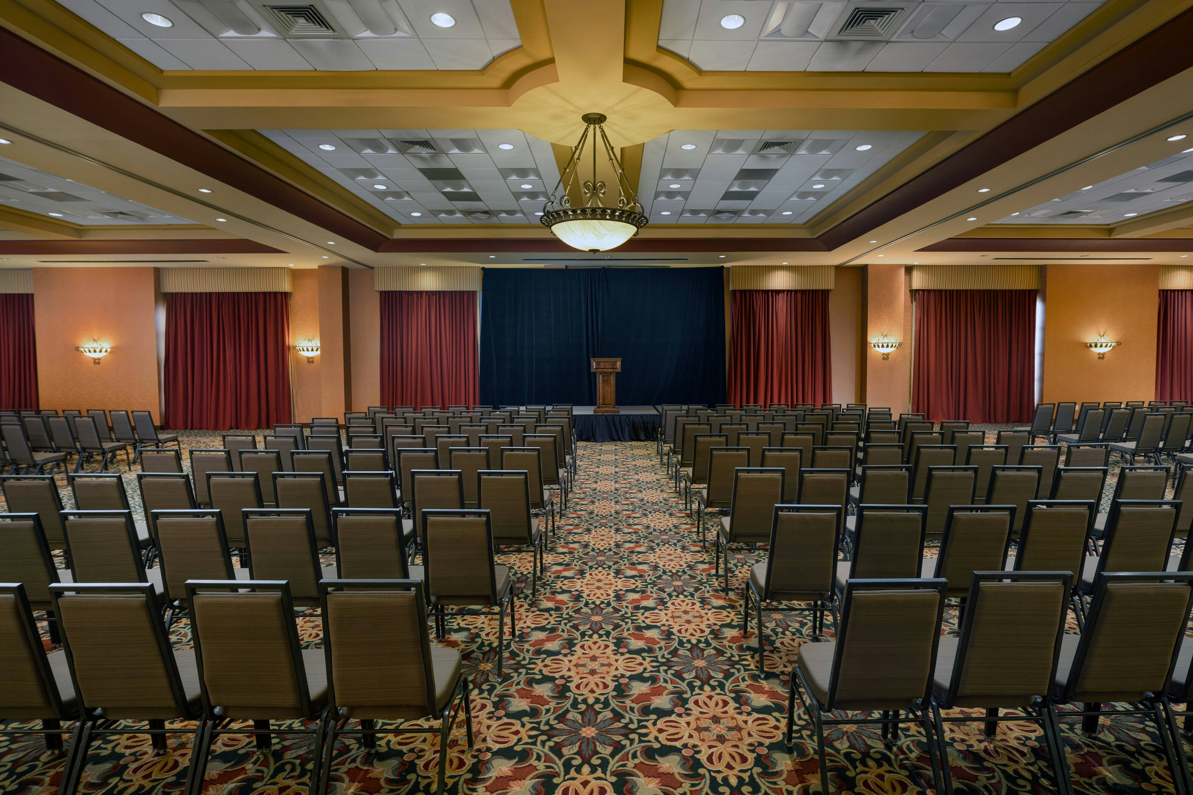 Renaissance Tulsa Hotel And Convention Center 43/49