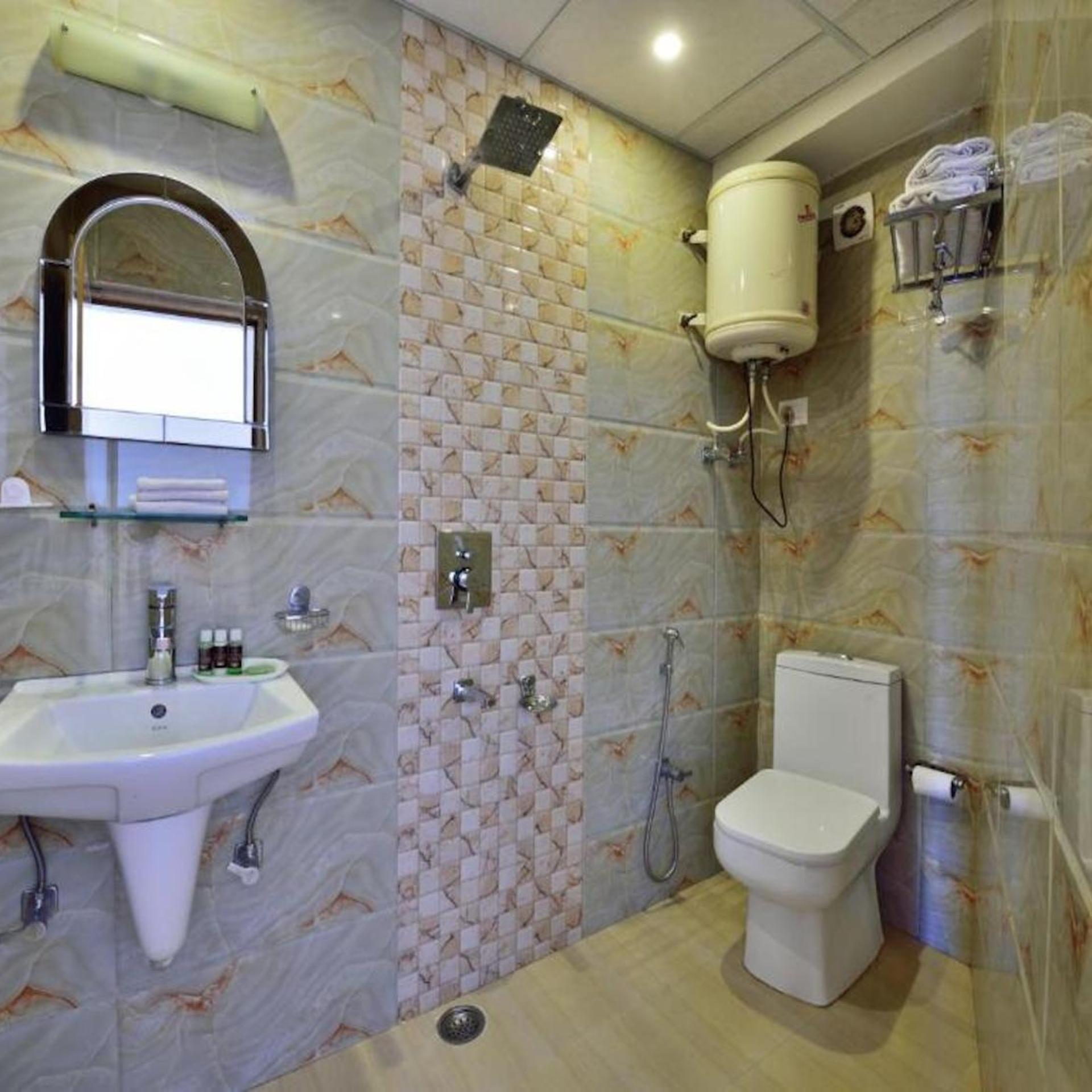 GALLEU HILL RESORTS 53/54