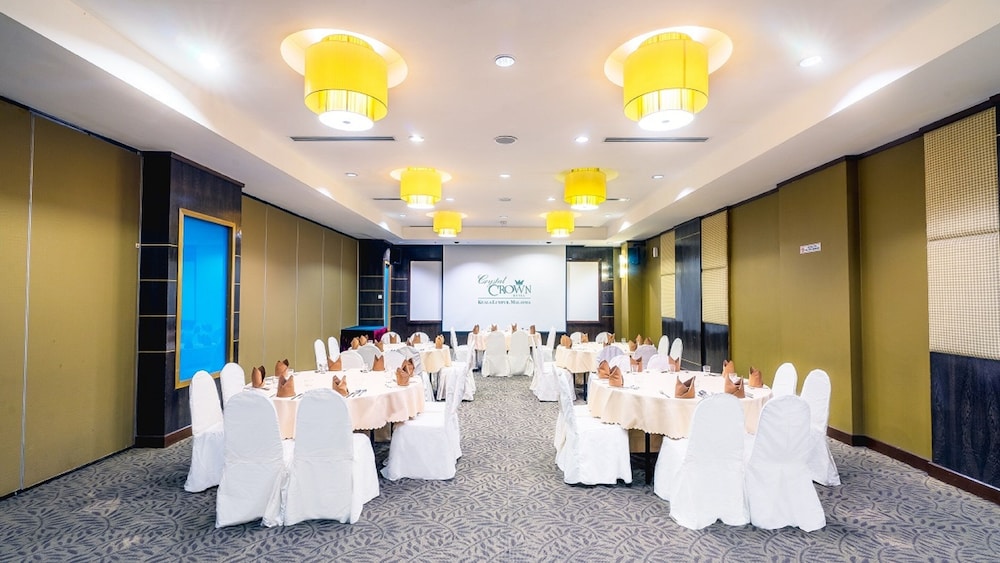 Crystal Crown Kuala Lumpur 49/59