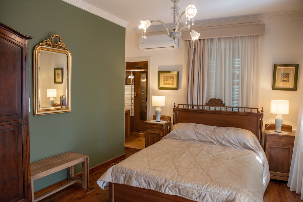 جناح ديلوكس بإطلالة على الحديقة بشرفة بغرفتي نوم، Archontiko Stamou Boutique Hotel 2/2