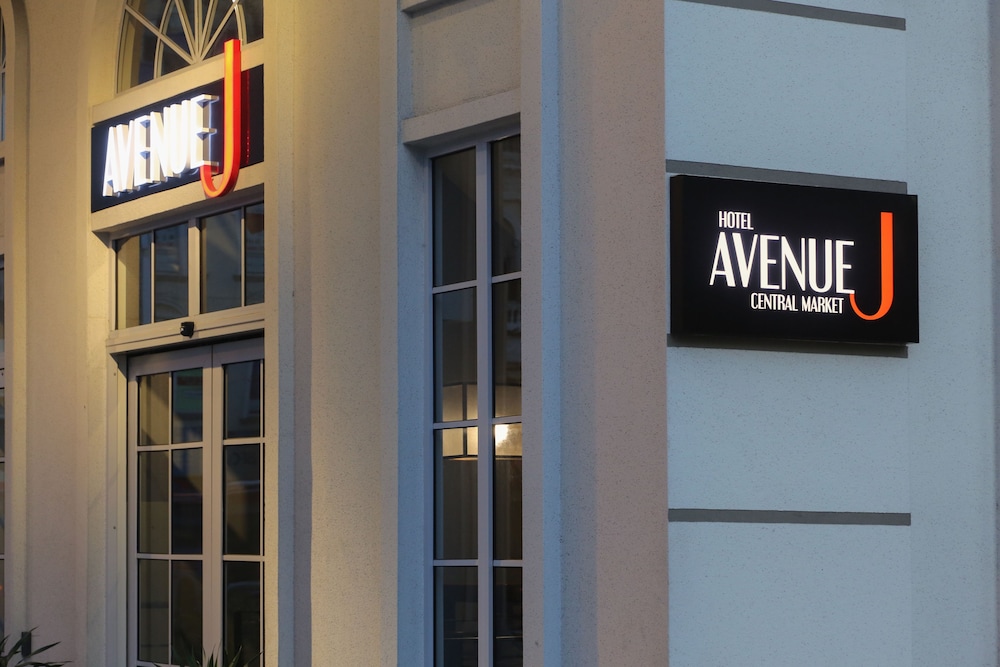 Avenue J Hotel Central Market 6/41