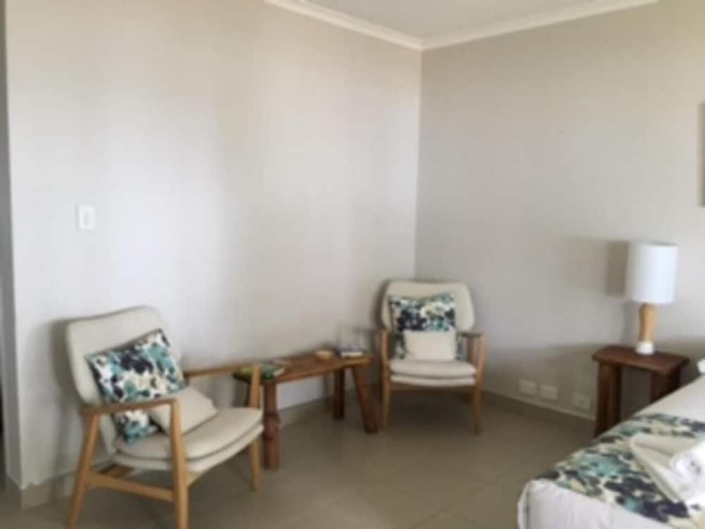 Dolphin Heads Resort 54/72