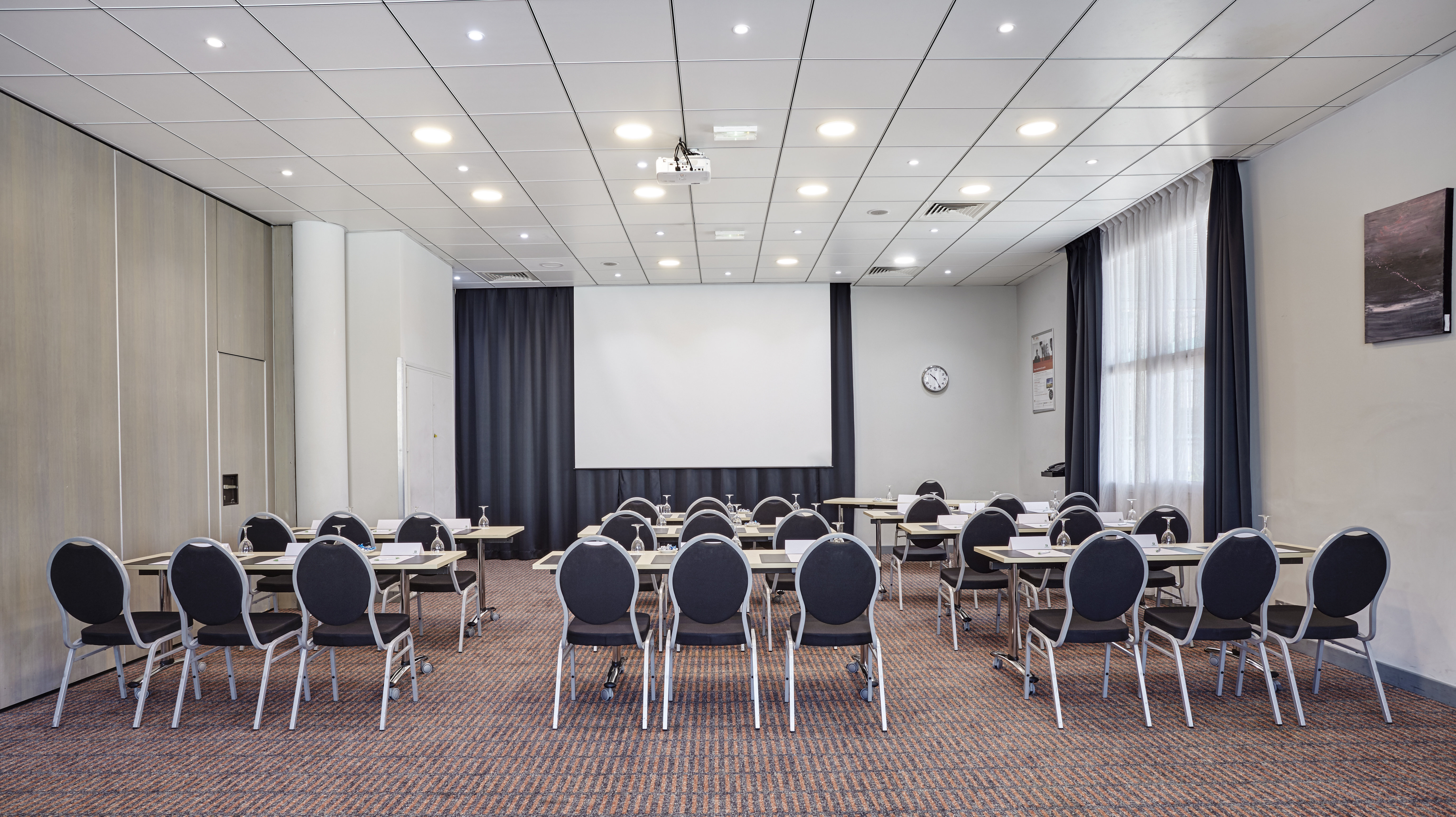 Holiday Inn Toulon City Centre 50/56