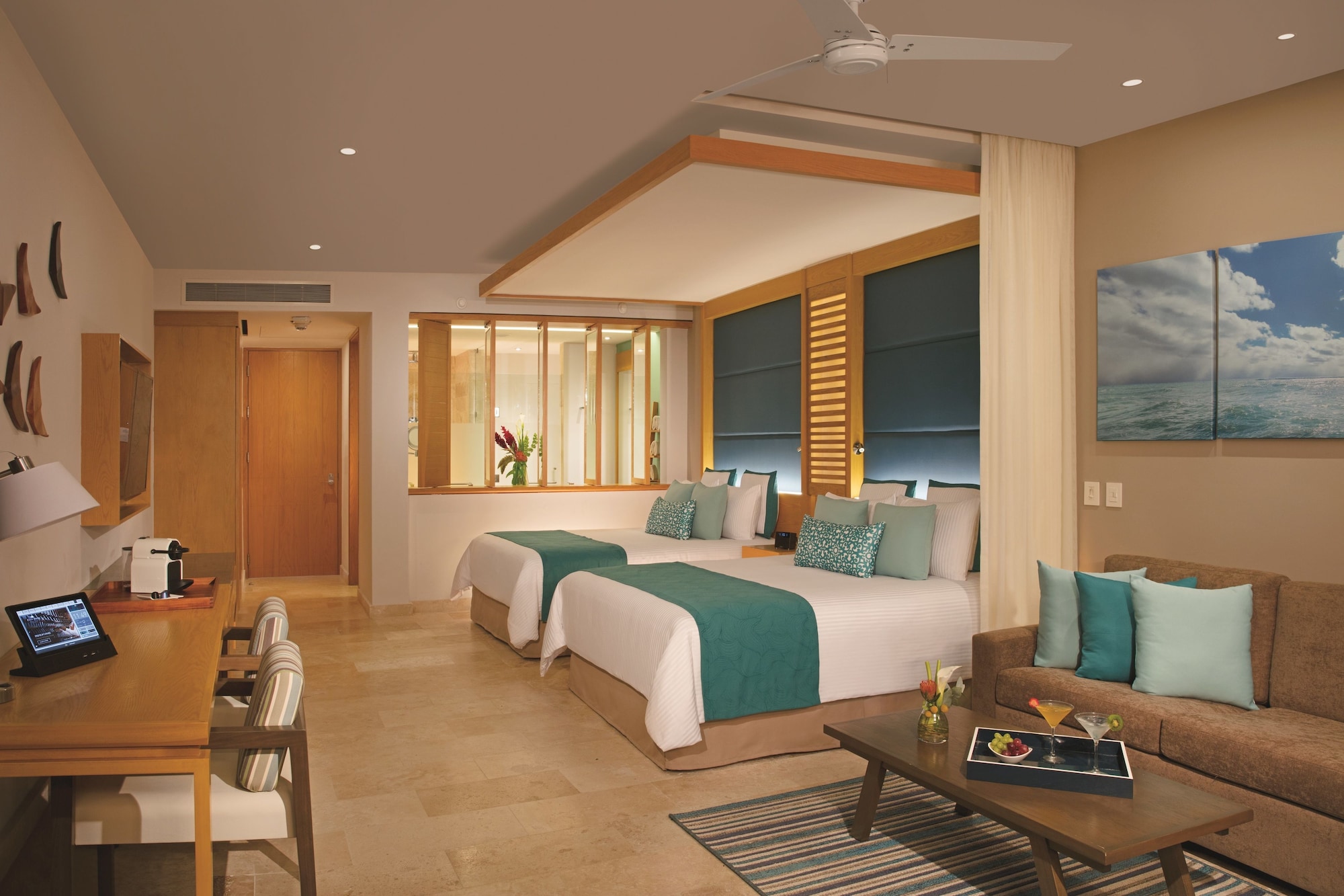 Preferred Club, Junior Suite, 2 Queen Beds, Ocean View