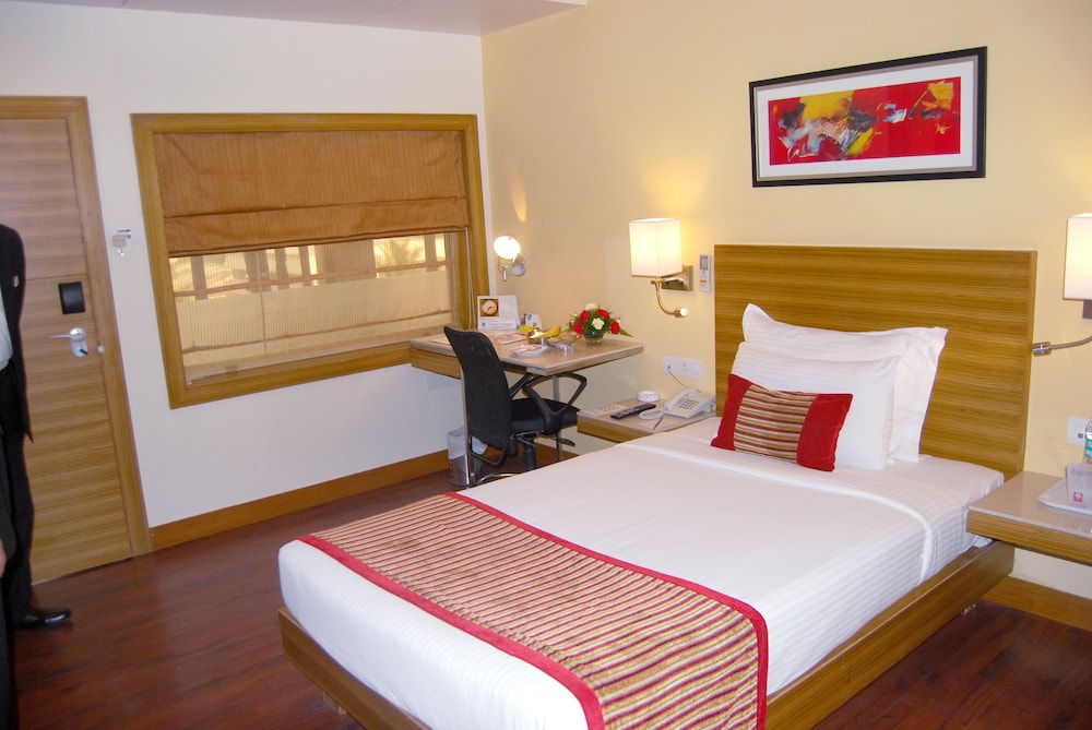 Hotel Heritage 12/54