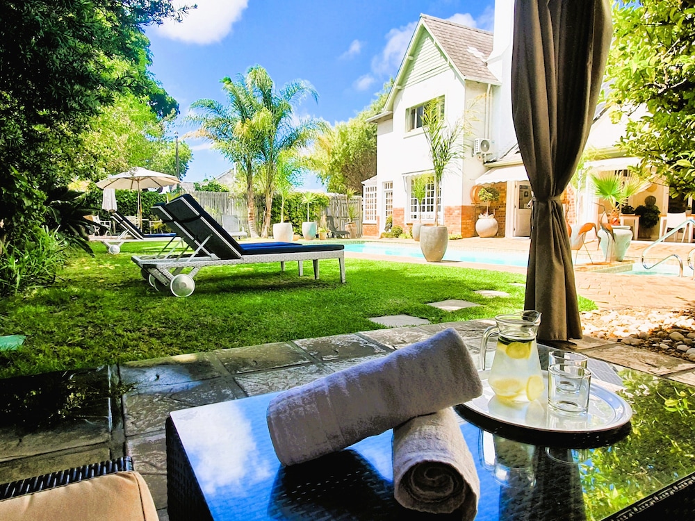 Wild Olive Guest House 60/64
