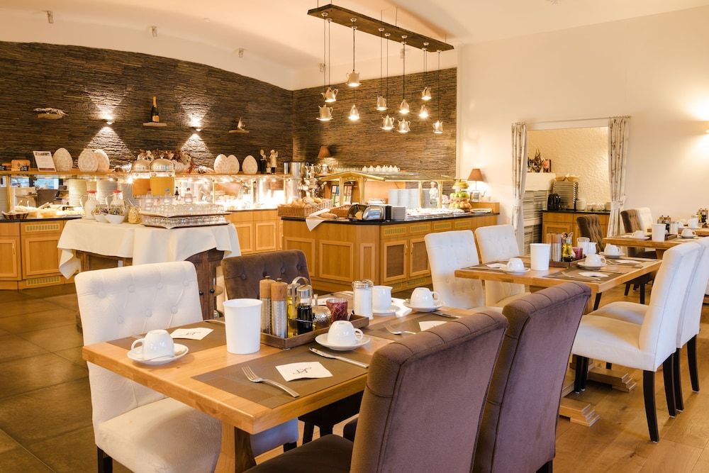 Parkhotel Luise 34/47