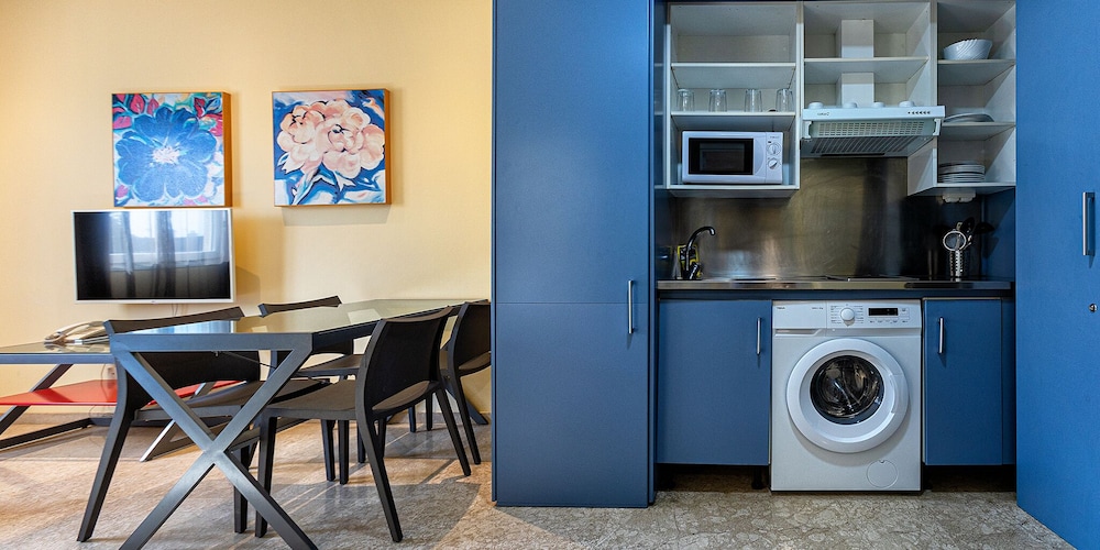 Apartamentos Vertice Sevilla Aljarafe 62/63