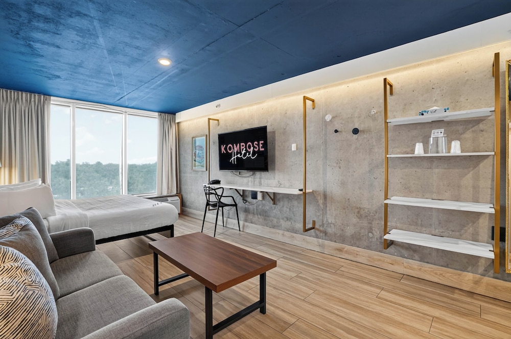 Kompose Hotel Sarasota 34/49