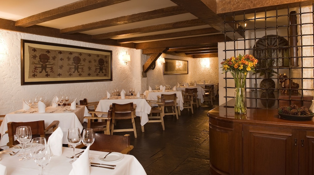 LA HACIENDA MIRAFLORES 41/50