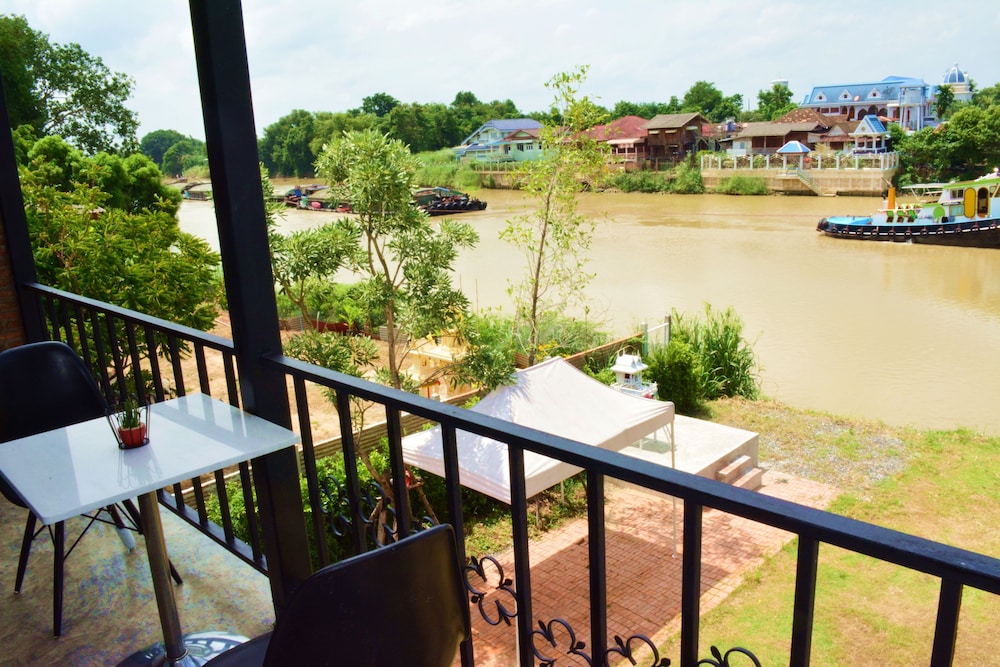 Home Ayutthaya 35/50