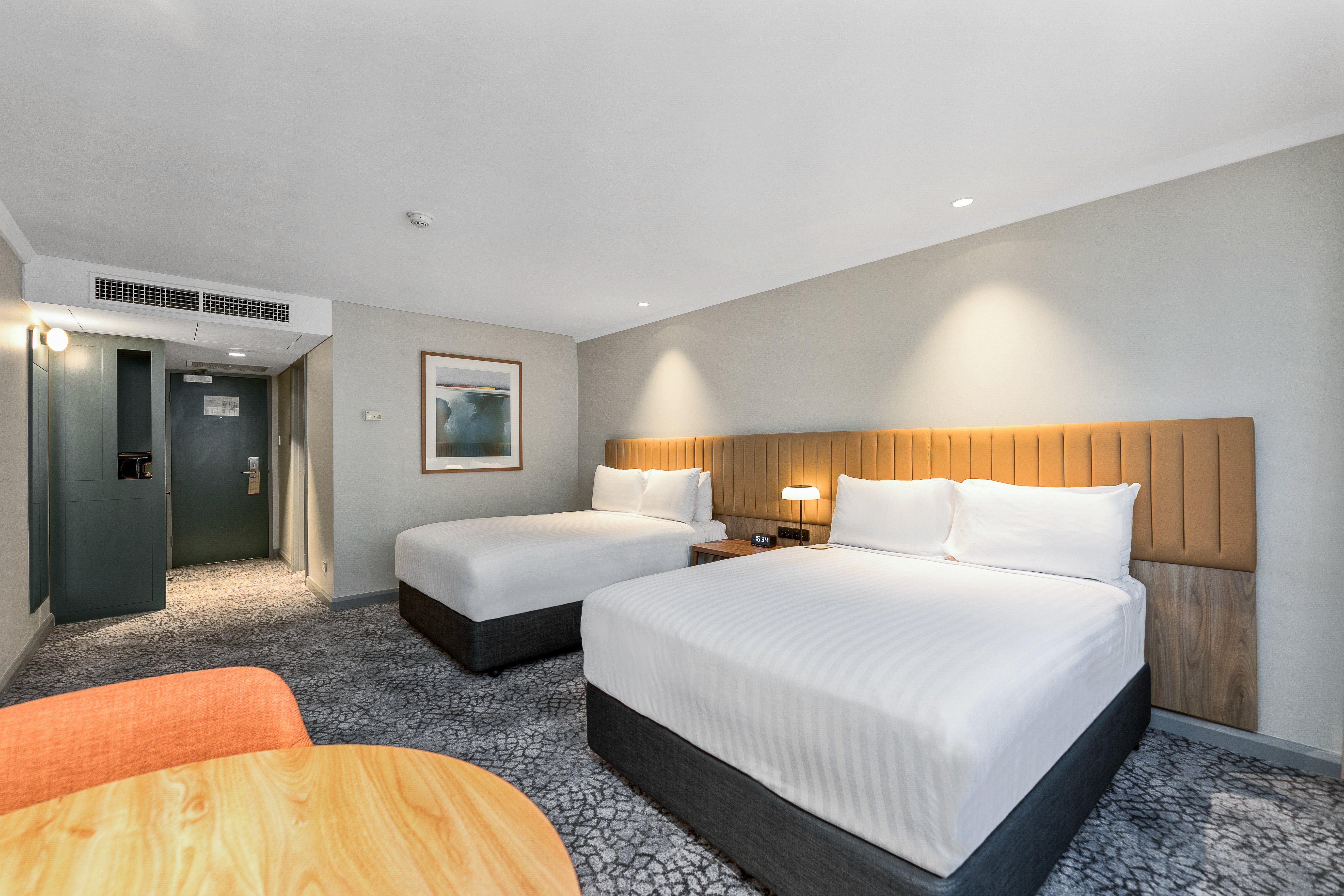 Crowne Plaza Perth 10/50