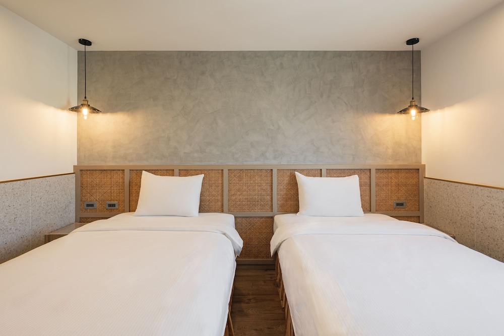 Kindness Hotel Yuanlin 21/50