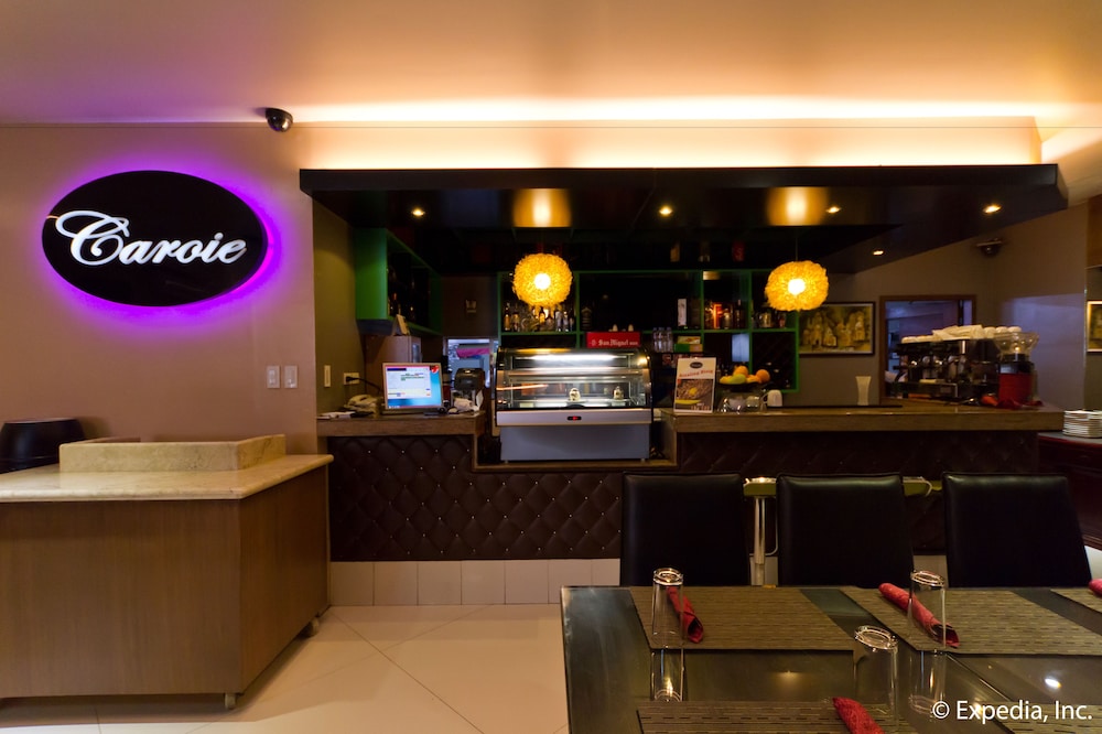Allure Hotel And Suites 48/55