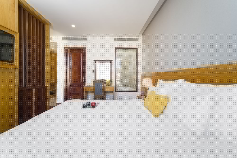 Sunny Ocean Hotel & Apartment 15/71