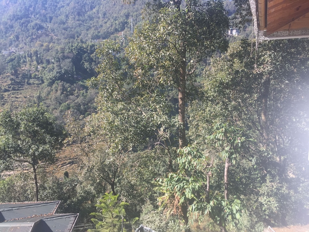 Sterling Gangtok - Orange Village 121/125