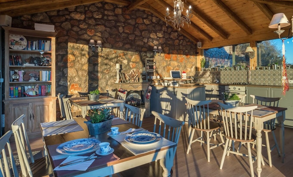 Almond House Suites Arachova 28/50