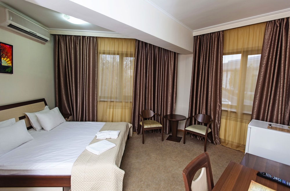 Alma Hotel 22/76
