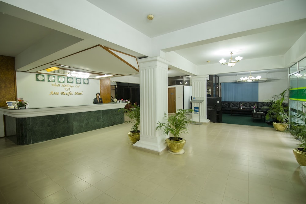 ASIA PACIFIC HOTEL 7/50