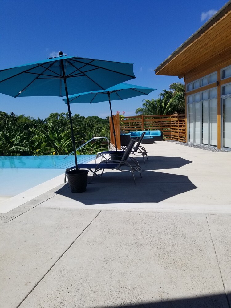 Richardson Serenity Villa 42/50