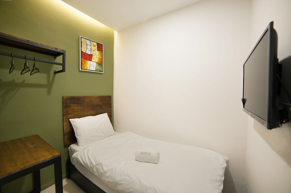 Econtel Hotel 12/37