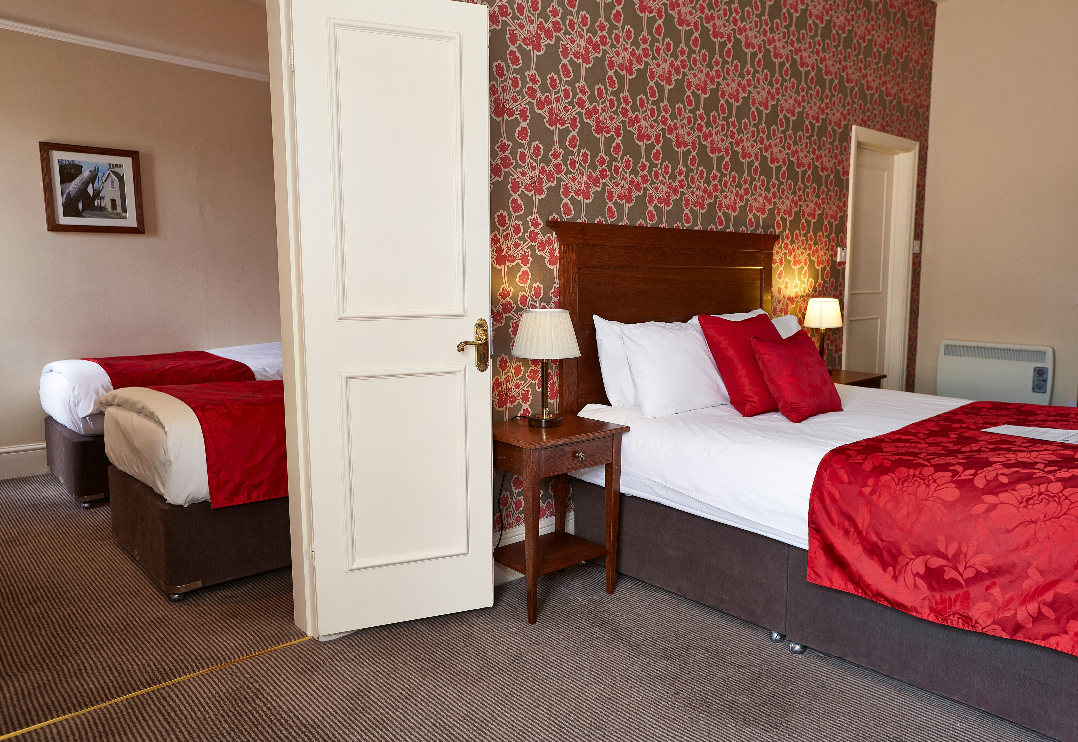 Royal Hotel 17/34