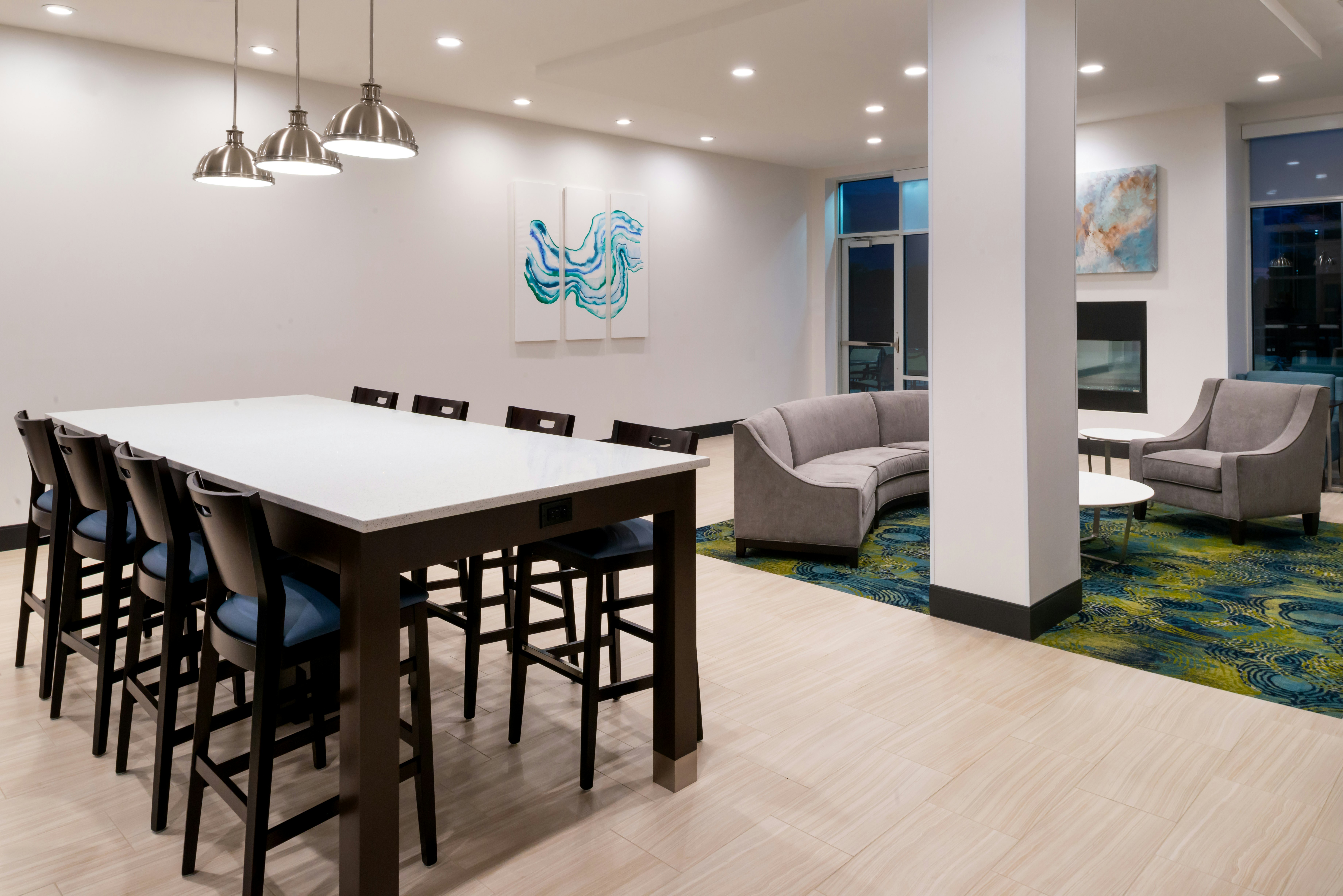 Holiday Inn Hotel Suites Farmington Hills Detroit Nw 28/50