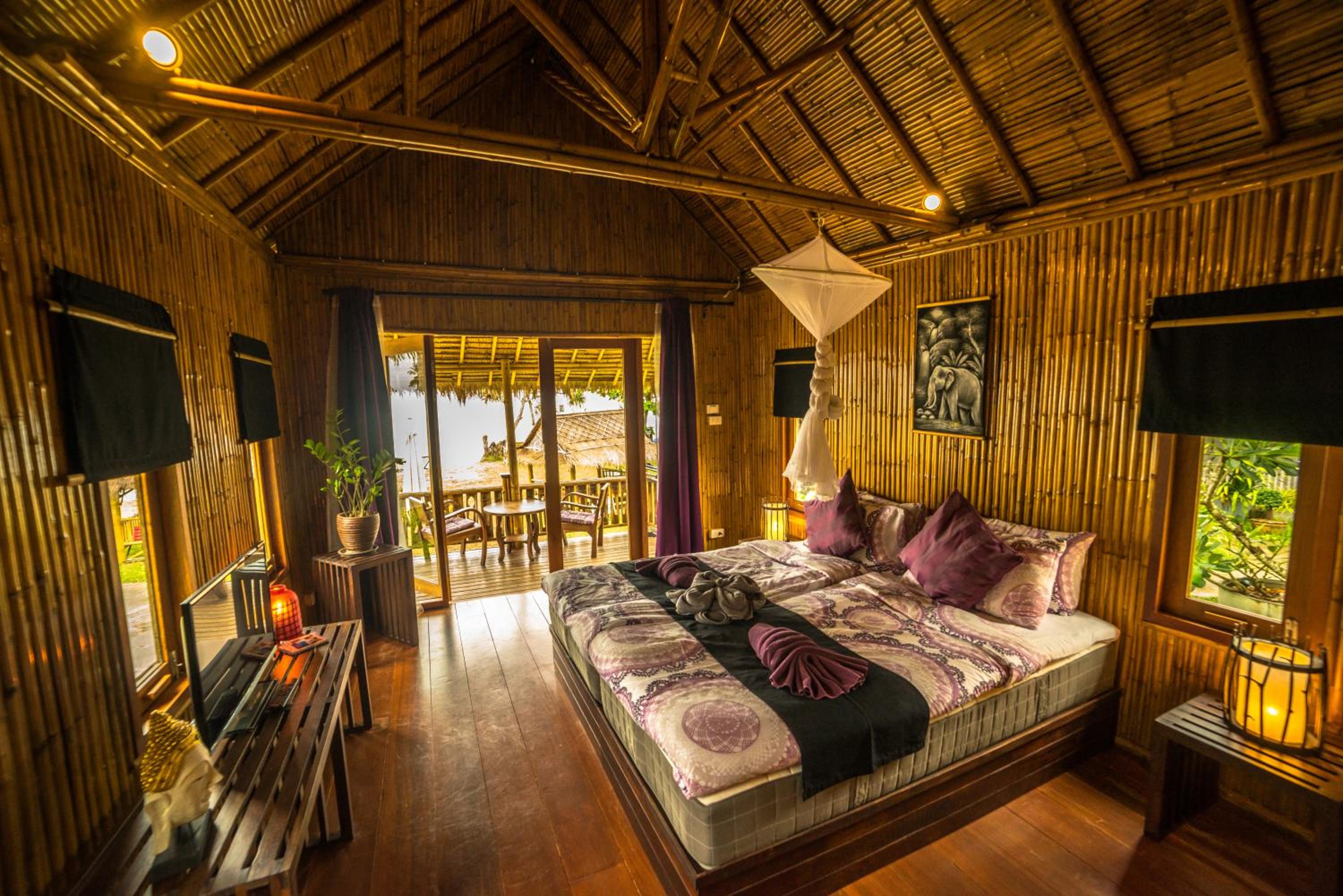 Garden, Bungalow
