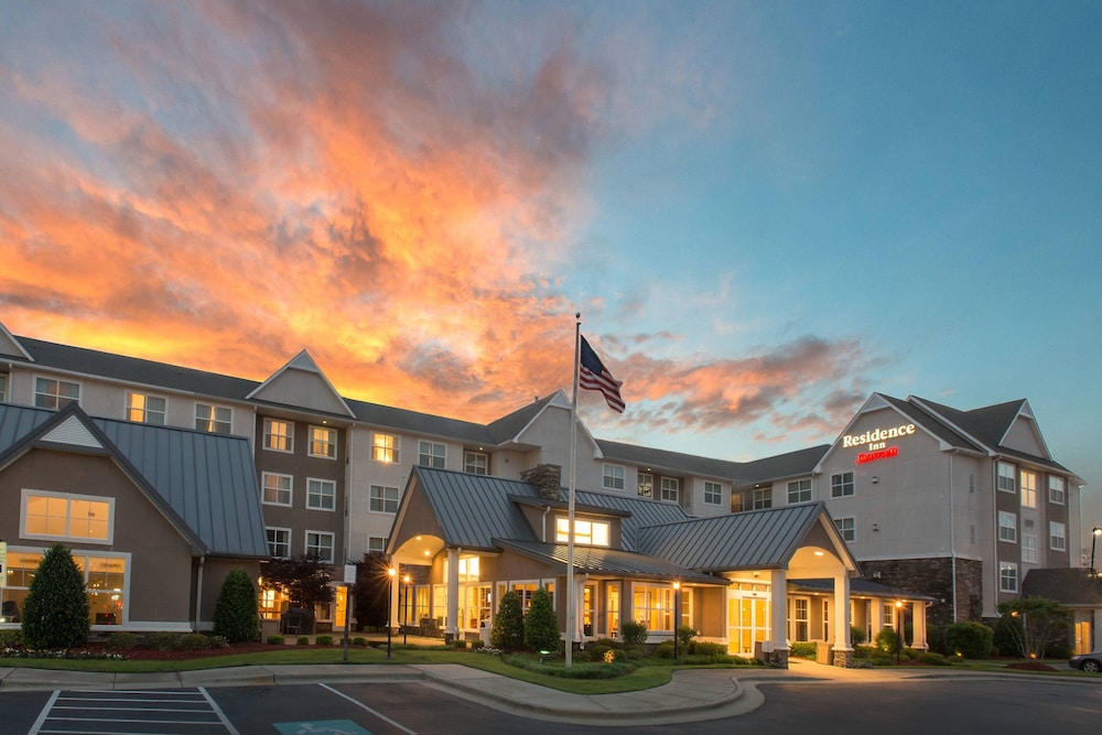 Residence Inn by Marriott Fayetteville Cross Creek 3/36