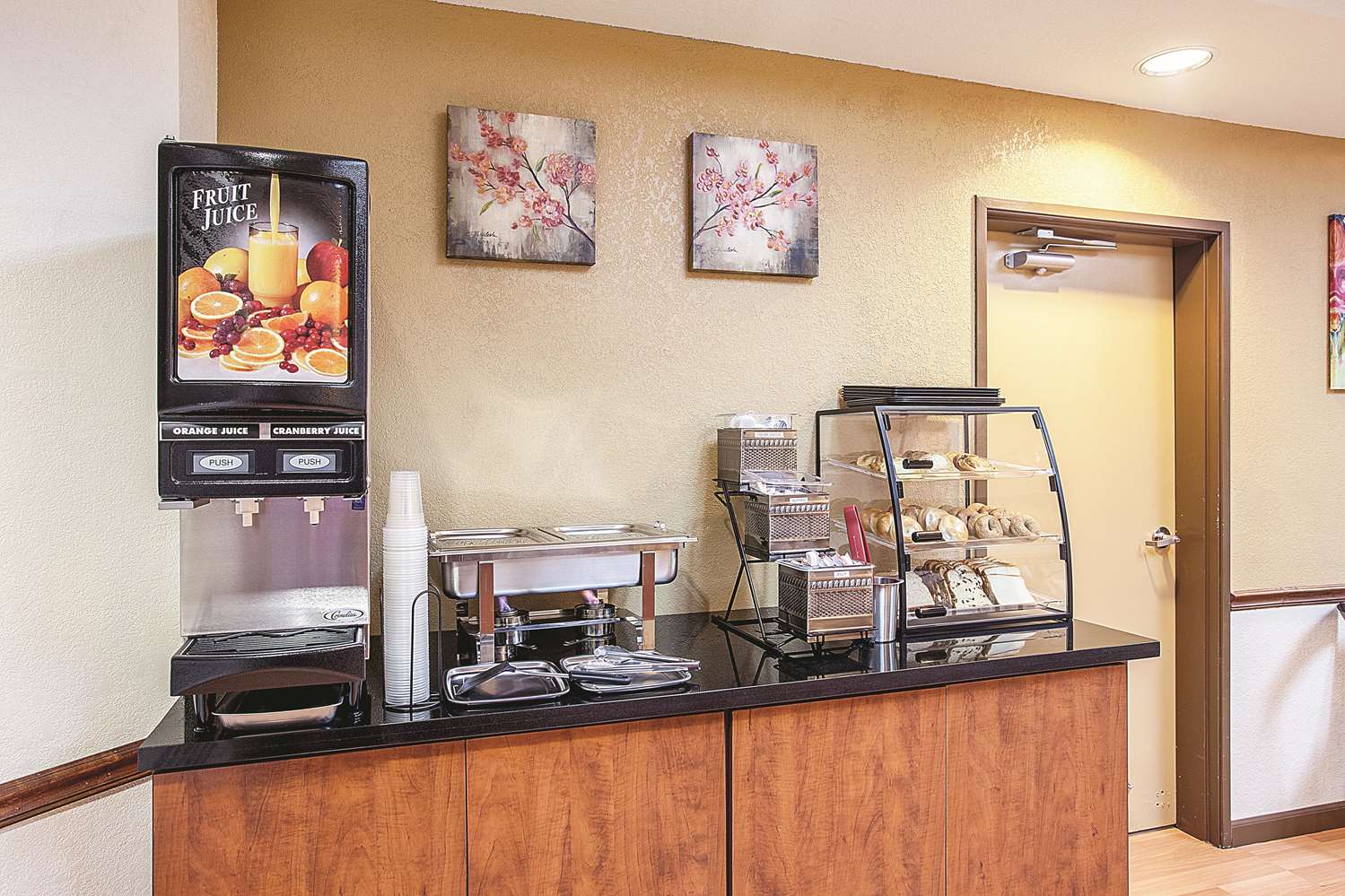 La Quinta Inn & Suites by Wyndham Davis 20/41