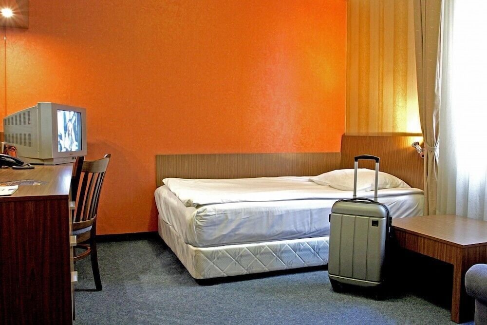 Diter Hotel 26/45
