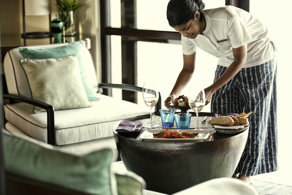Four Seasons Resort Maldives at Kuda Huraa 25/58
