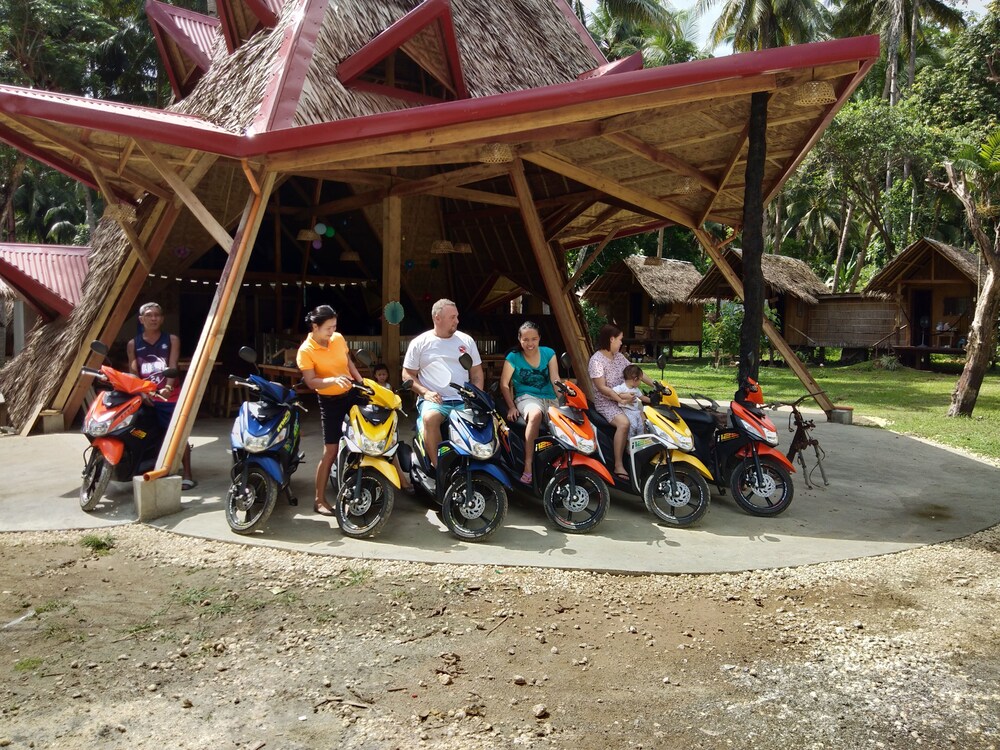 Nipa Hut Village 20/33