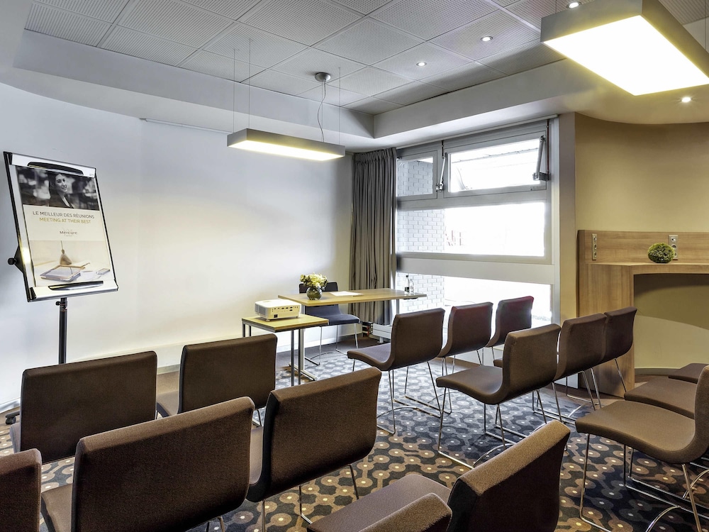Mercure Paris Vaugirard Porte de Versailles 32/49